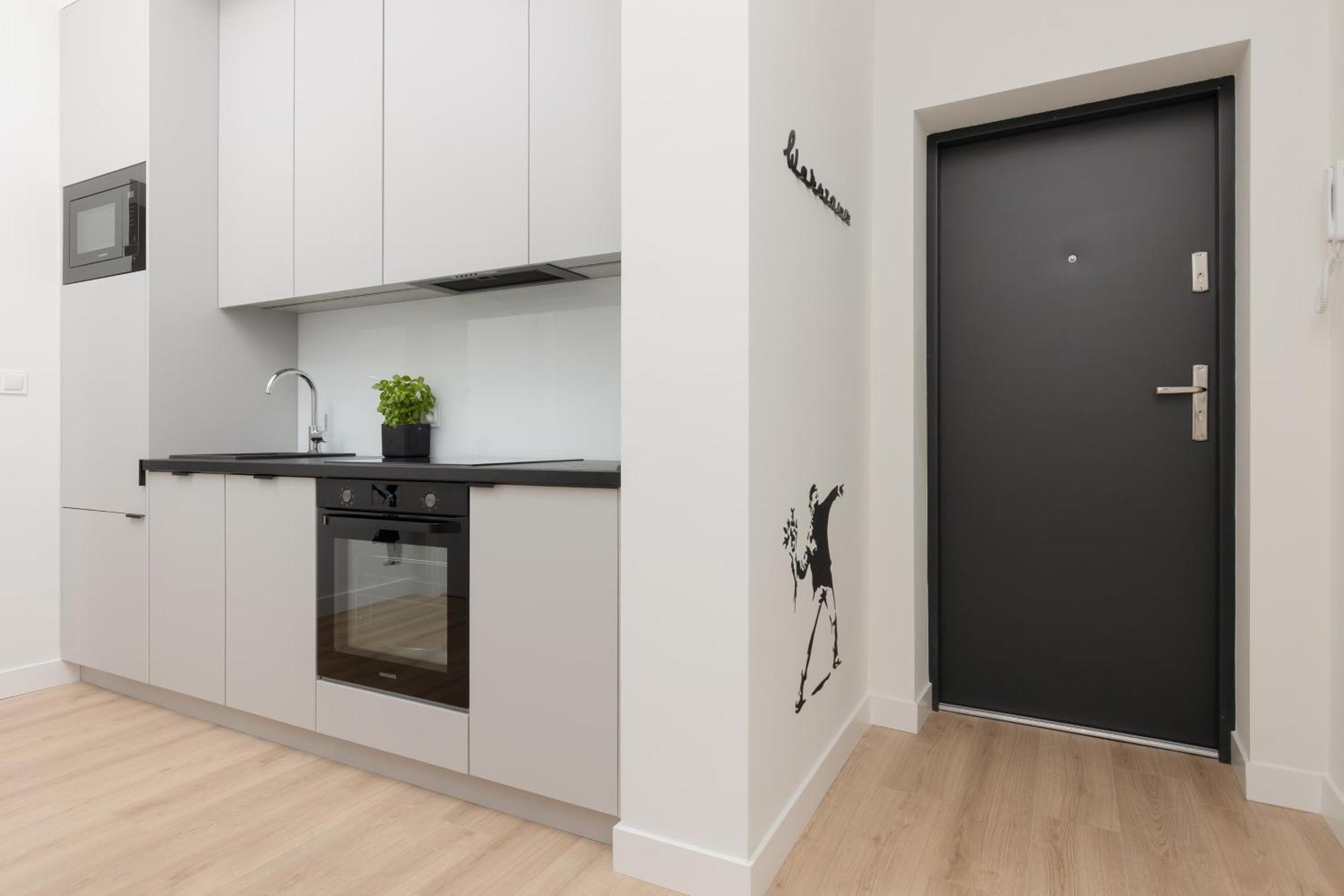 City Panorama Spacious Apartment By Renters Prestige وارسو المظهر الخارجي الصورة