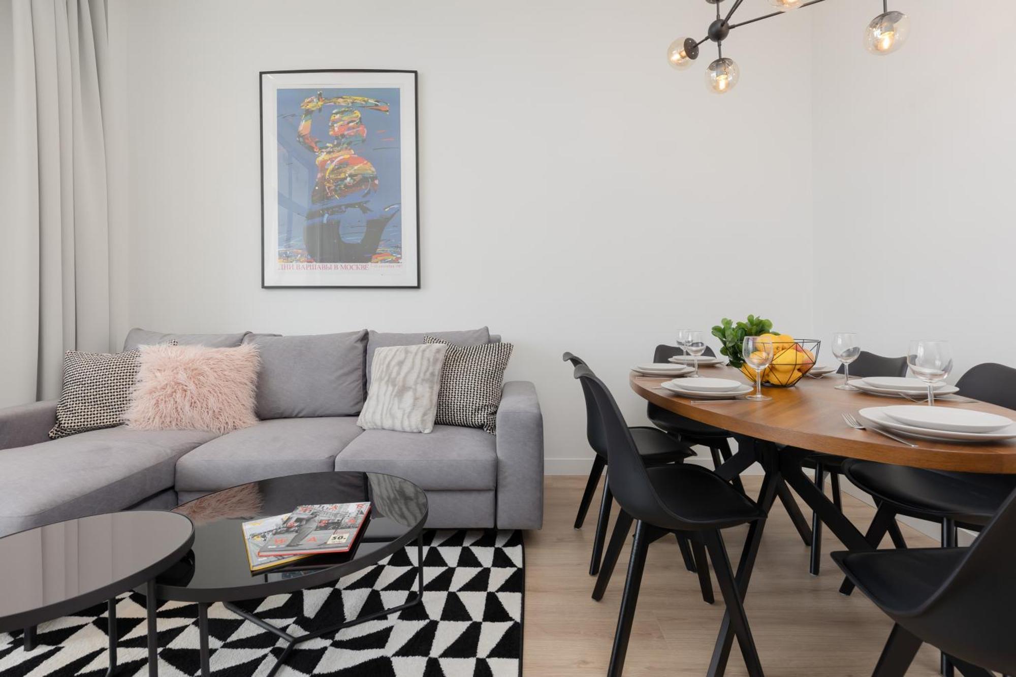 City Panorama Spacious Apartment By Renters Prestige وارسو المظهر الخارجي الصورة