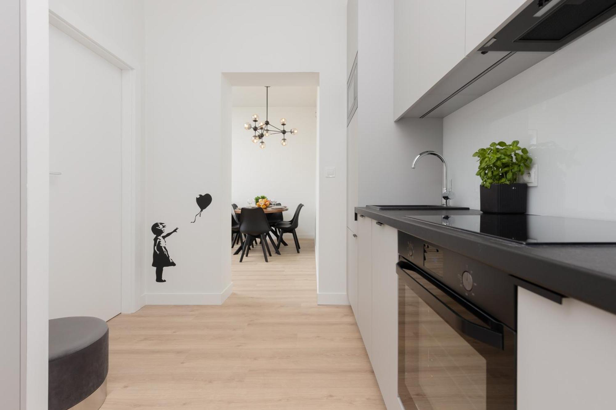 City Panorama Spacious Apartment By Renters Prestige وارسو المظهر الخارجي الصورة
