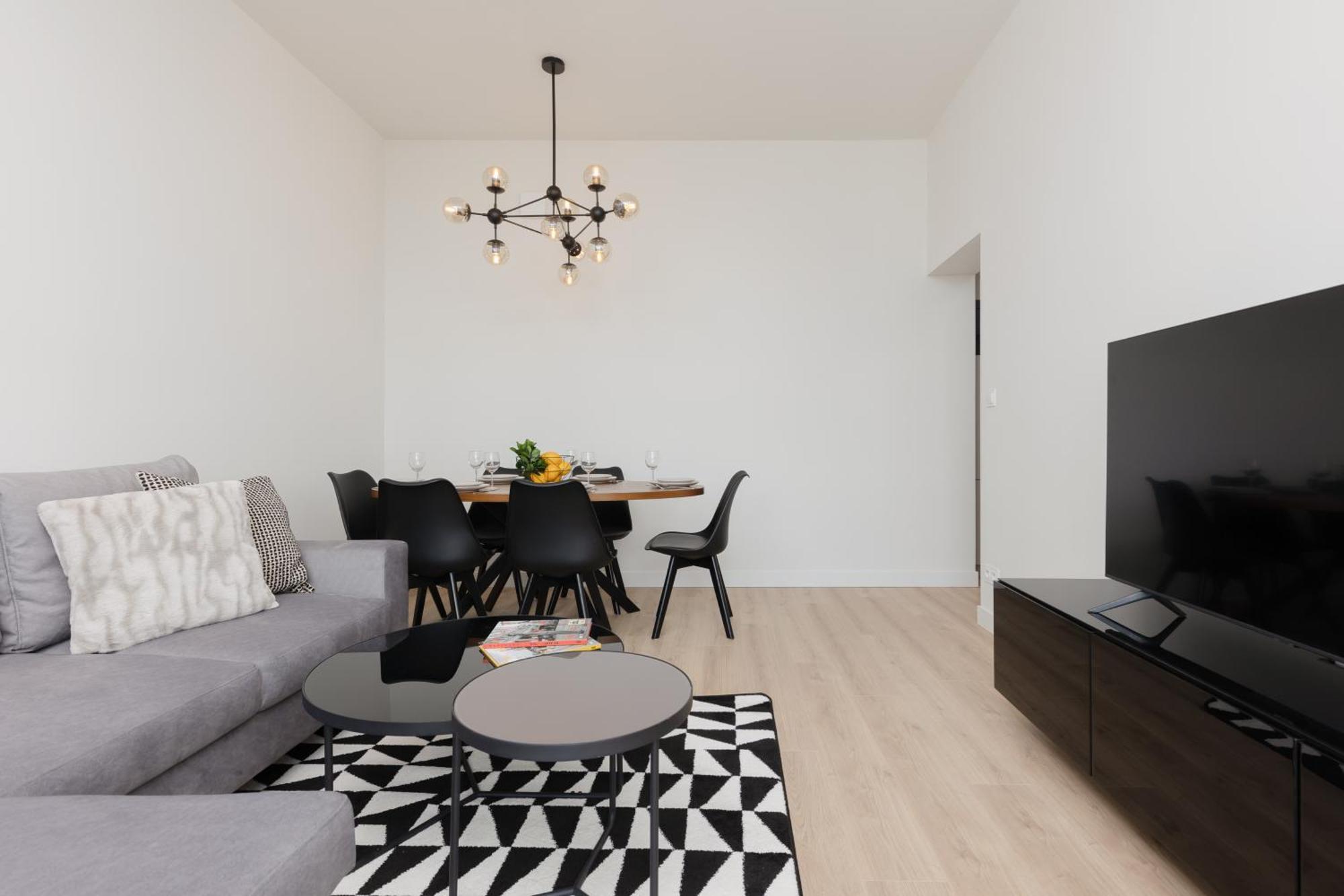 City Panorama Spacious Apartment By Renters Prestige وارسو المظهر الخارجي الصورة